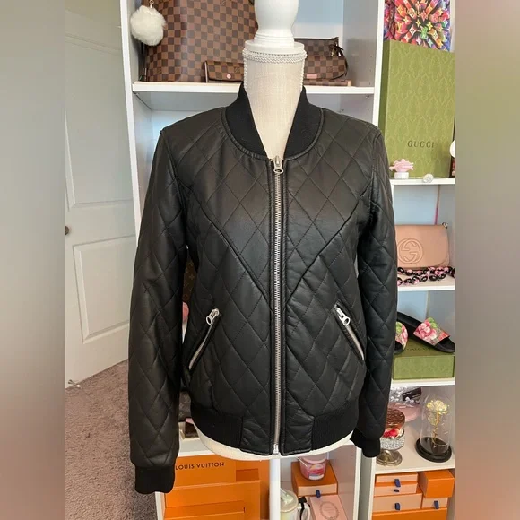 Jacket - Picture 1 of 6